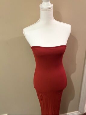 Strapless Ribbed Midi Dress in Brick Dark Orange